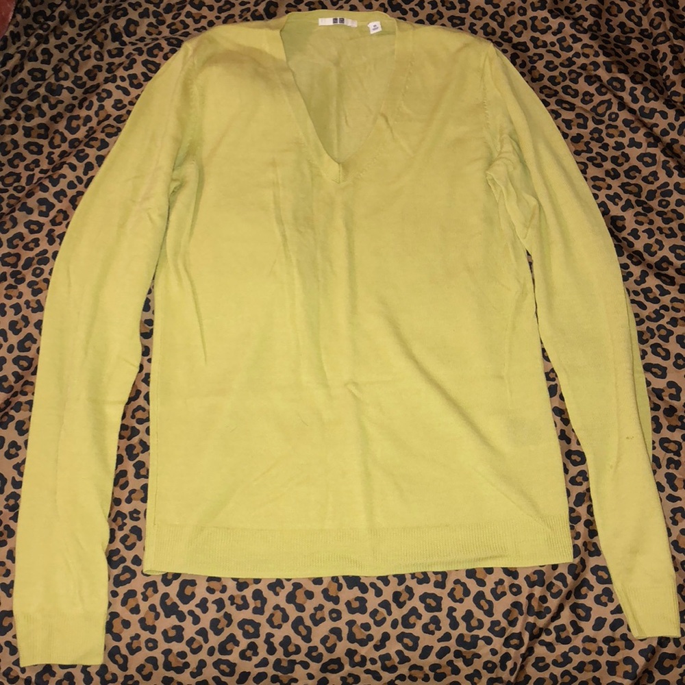 Uniqlo wool crewneck